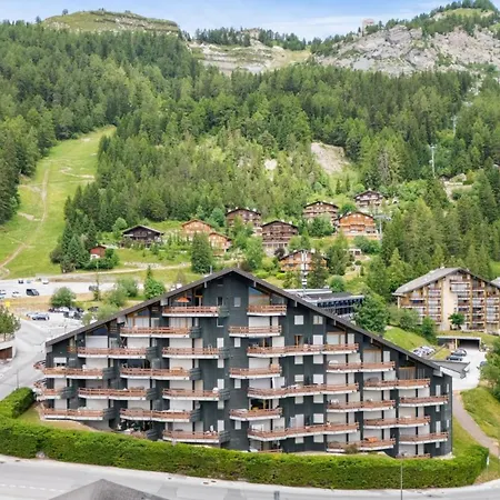Cristal 702 Pres De La Telecabine A Avec Vue Sur Les Alpes